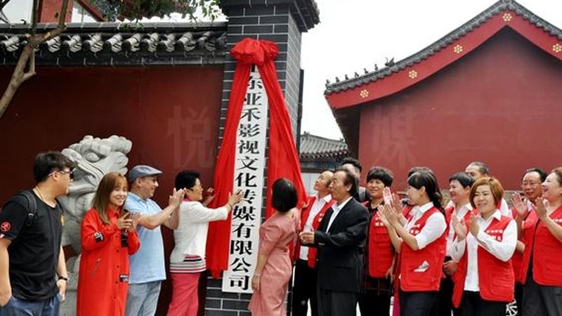 短视频脚本素材定制：揭秘代运营背后的核心步骤